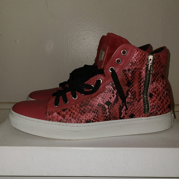 MCM Michalsky Snakeskin 🐍  print...Suede and zleather upper. Good Condition - Picture 3 of 5